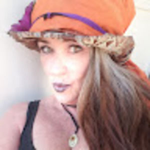 Meet your Posher, Janette